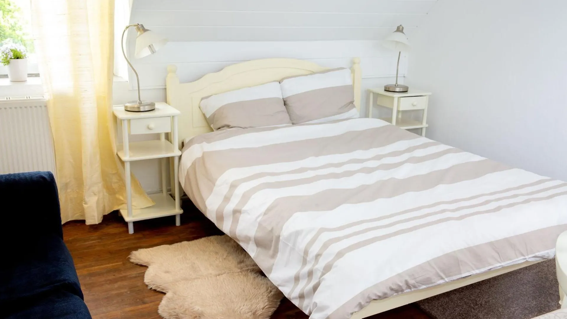 Chambre Privee A La Campagne Avec Deux Lits Doubles Petit Dejeuner Inclus Laniscat Frankrig